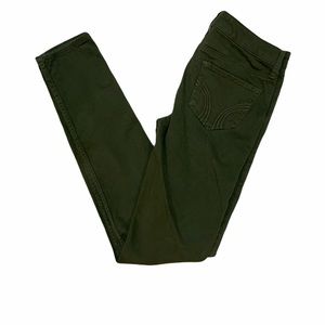 Navy green Hollister jeans. great condition; 3long